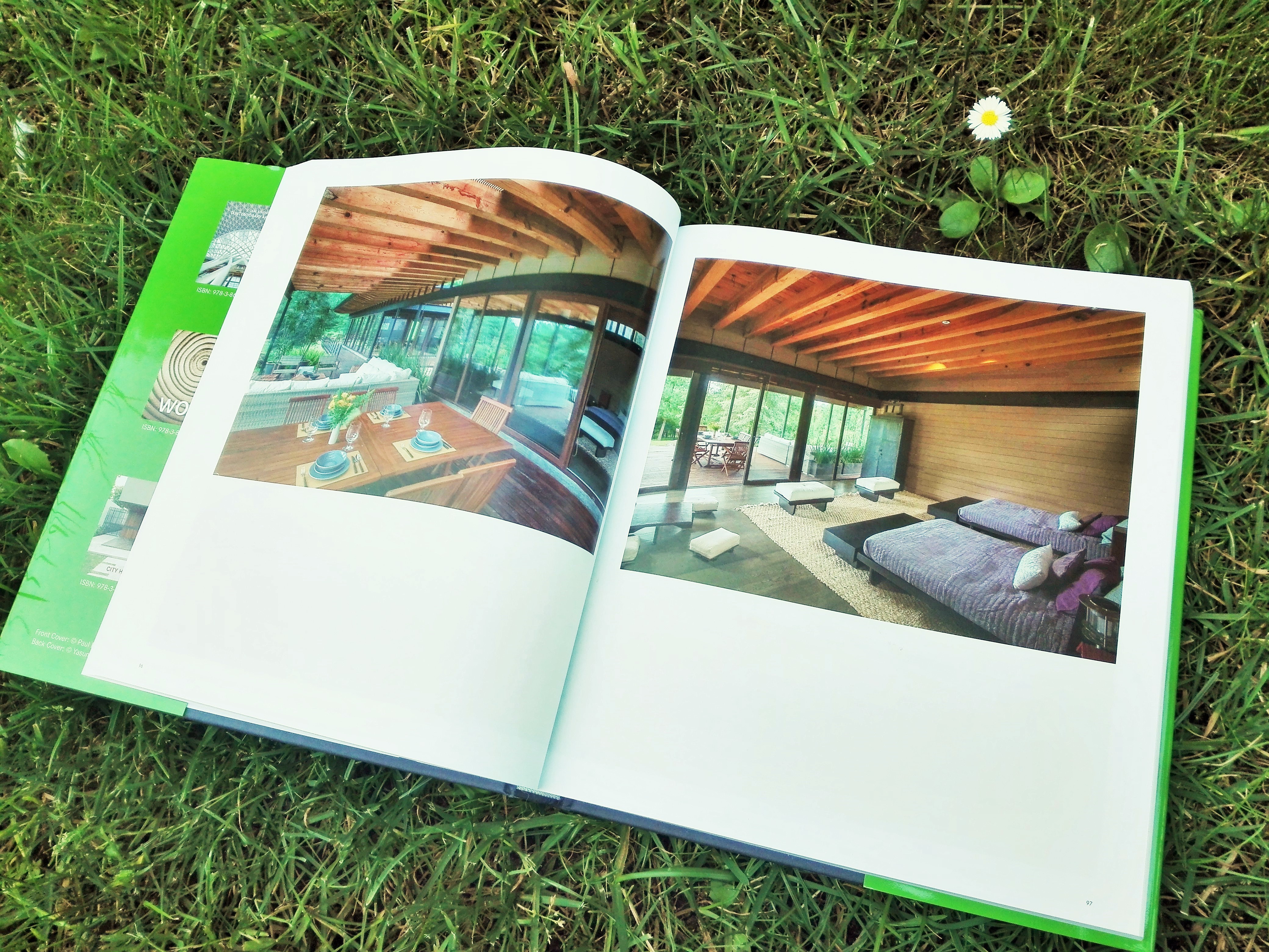 Album Könemann Patio, tarasy i ogrody na dachu